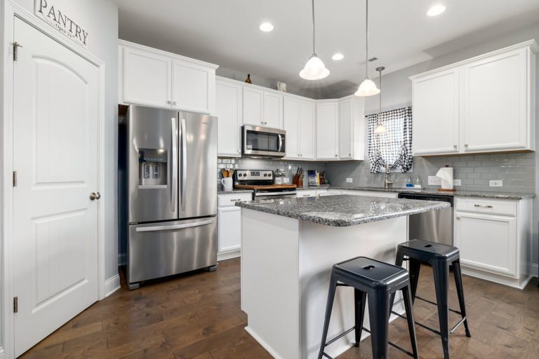 photo-of-kitchen-interior